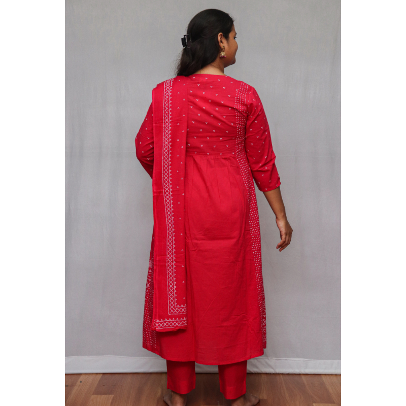 Pure Cotton A-Line Pant And Dupatta Set - Image 3
