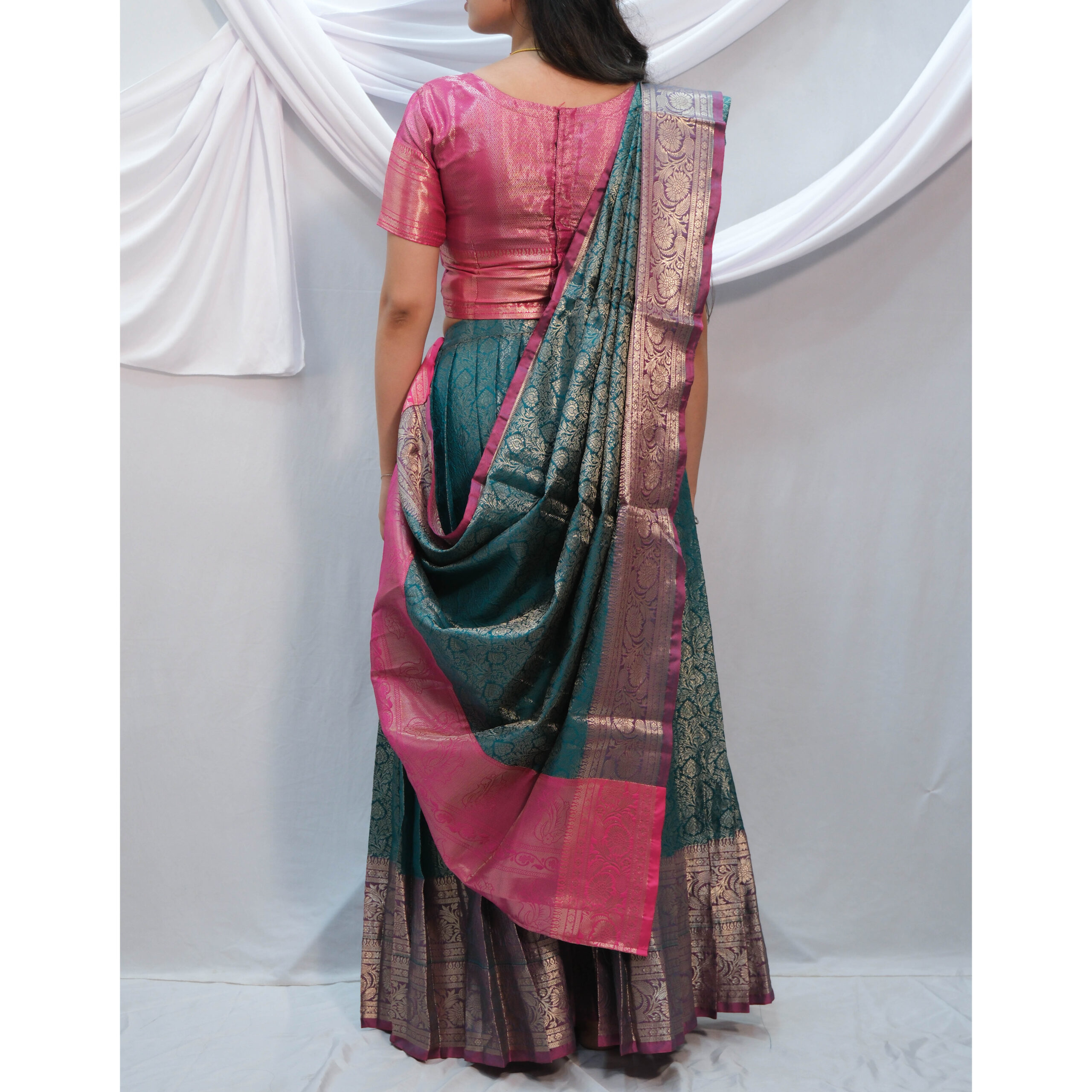 Green Skirt & Pink Blouse Davani Set - Image 5